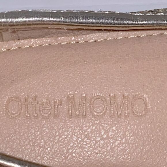 Otter Momo Gold Glitter Dress Shoes with Ankle Strap and Rounded Toe Size 5 - Picture 3 of 8